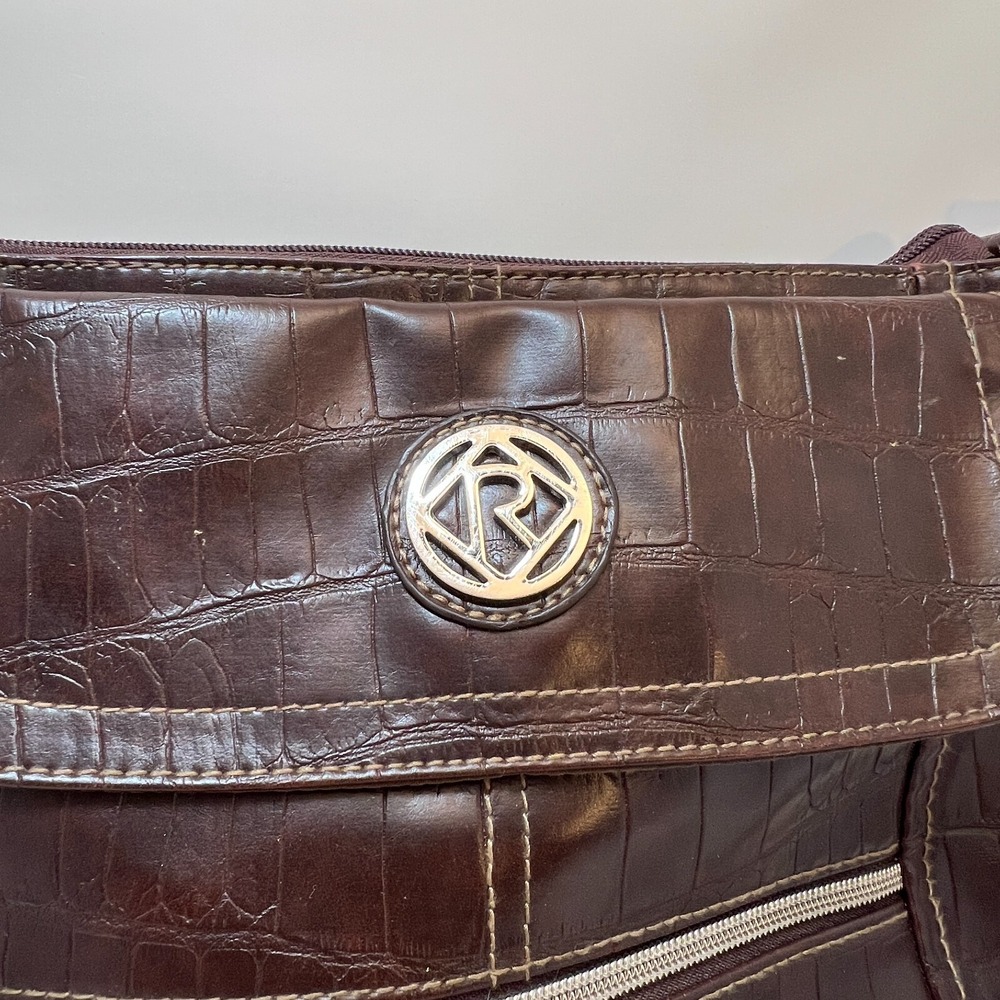 Relic Brown Crossbody Faux Leather Purse Crocodile Style Zip Closure - Picture 2 of 16